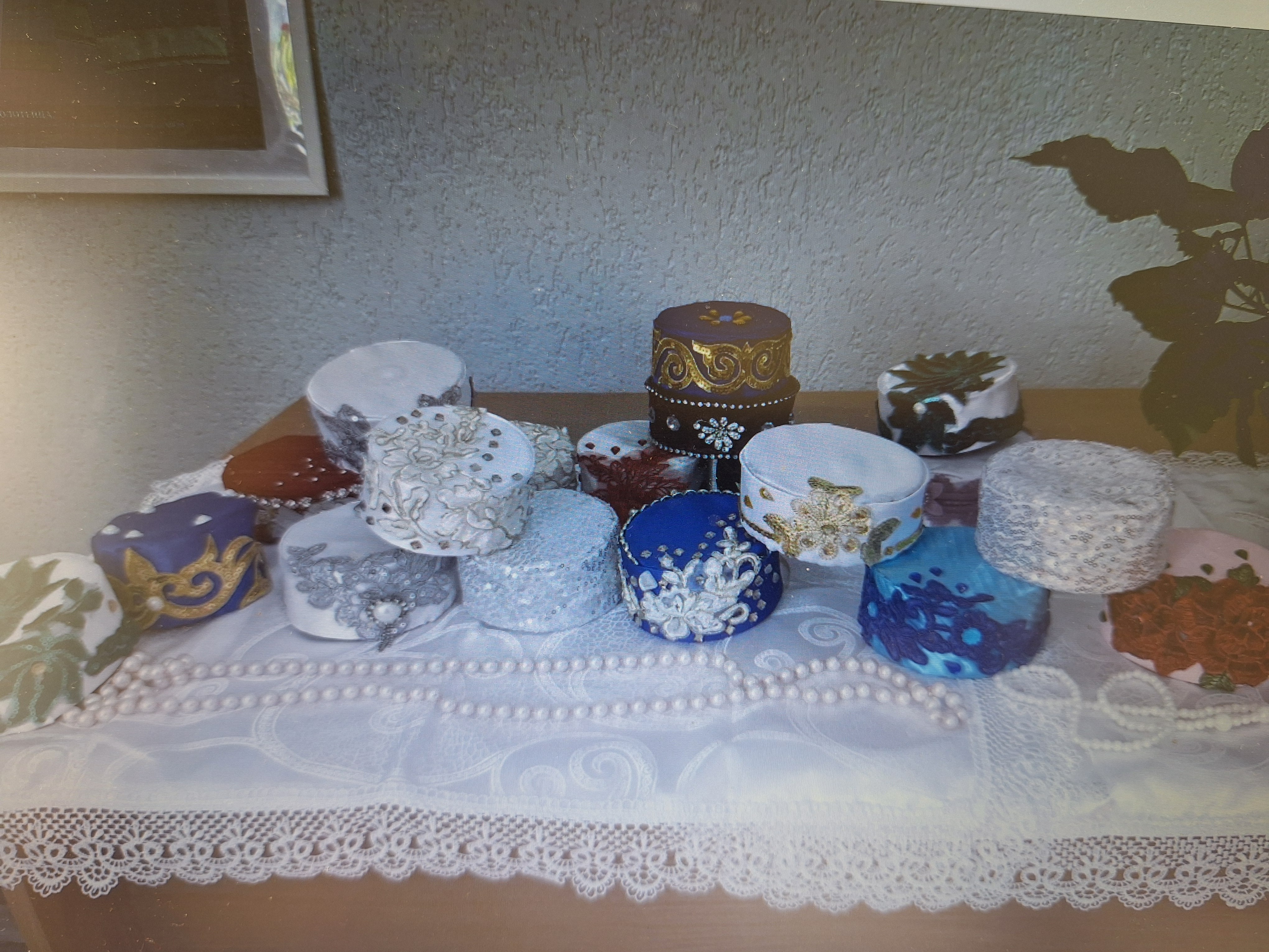 Күңелле эш берләштерә