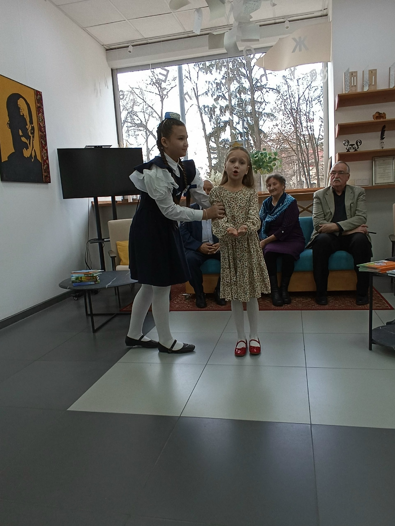 Балаларга зур бүләк!