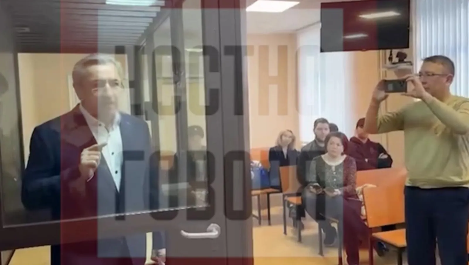 "Честно говоря" Телеграм-каналы видеосыннан скриншот.