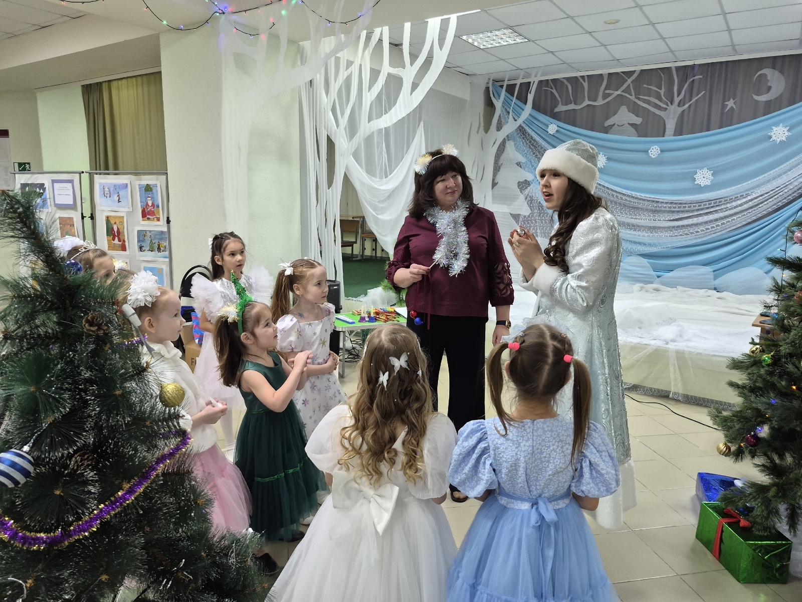 Чакмагыш балалар сәнгать мәктәбе Яңа елны күңелле каршылады