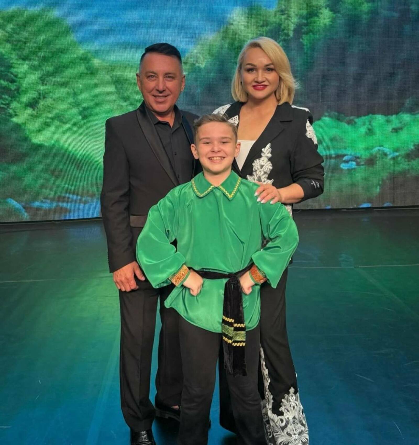 Лилия Биктимерова: «Кешеләр Рөстәмнең хатыны белән дус булуыма шакката»