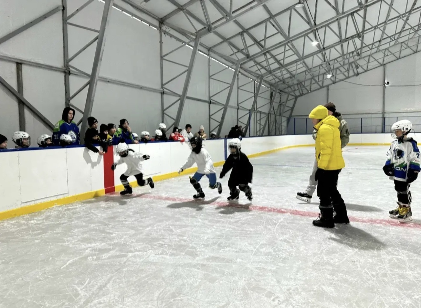 Бишбүләк районында шорт-трек буенча ачык ярыш узды