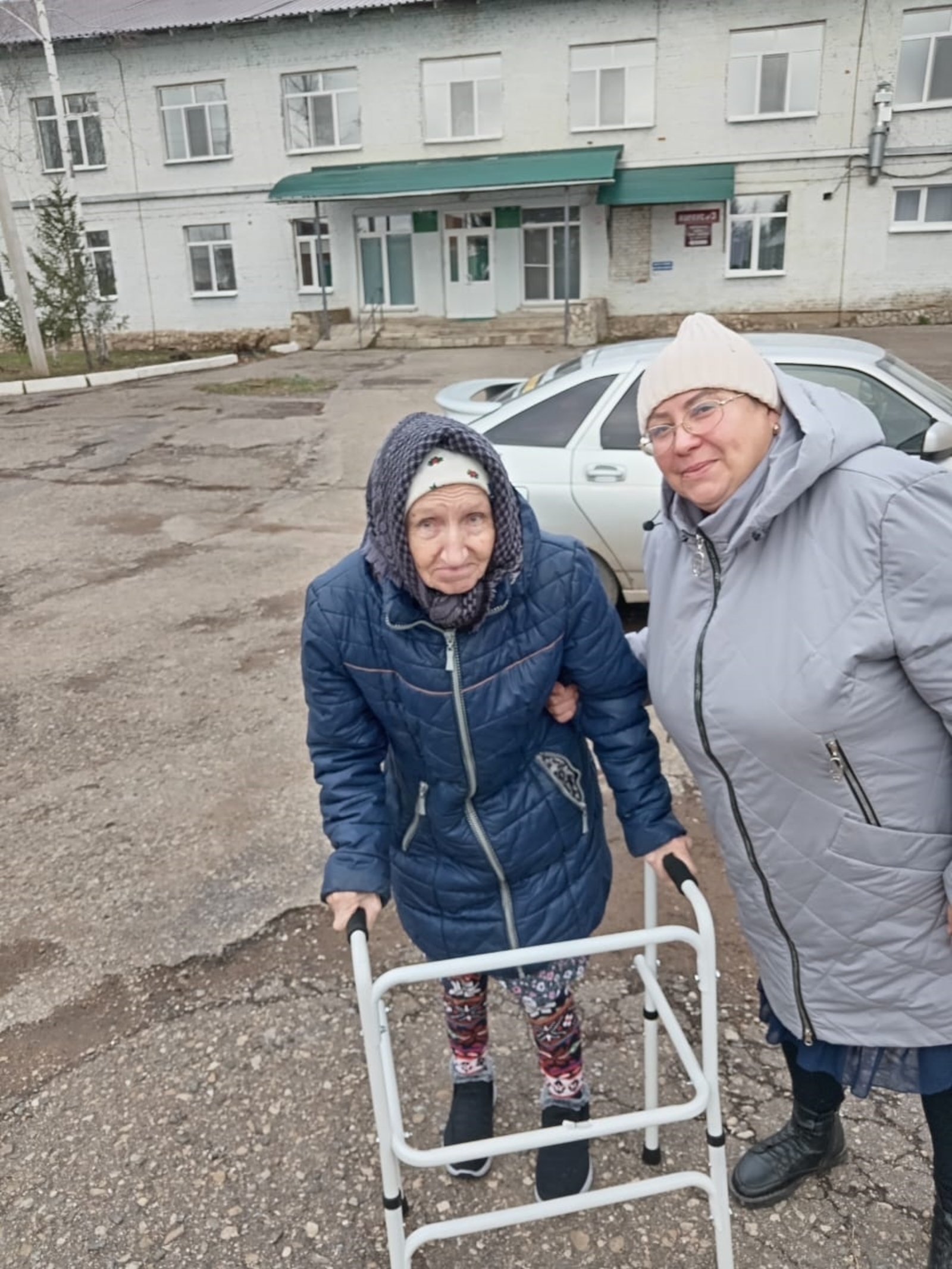 Роза әби: Мин оҗмахта!