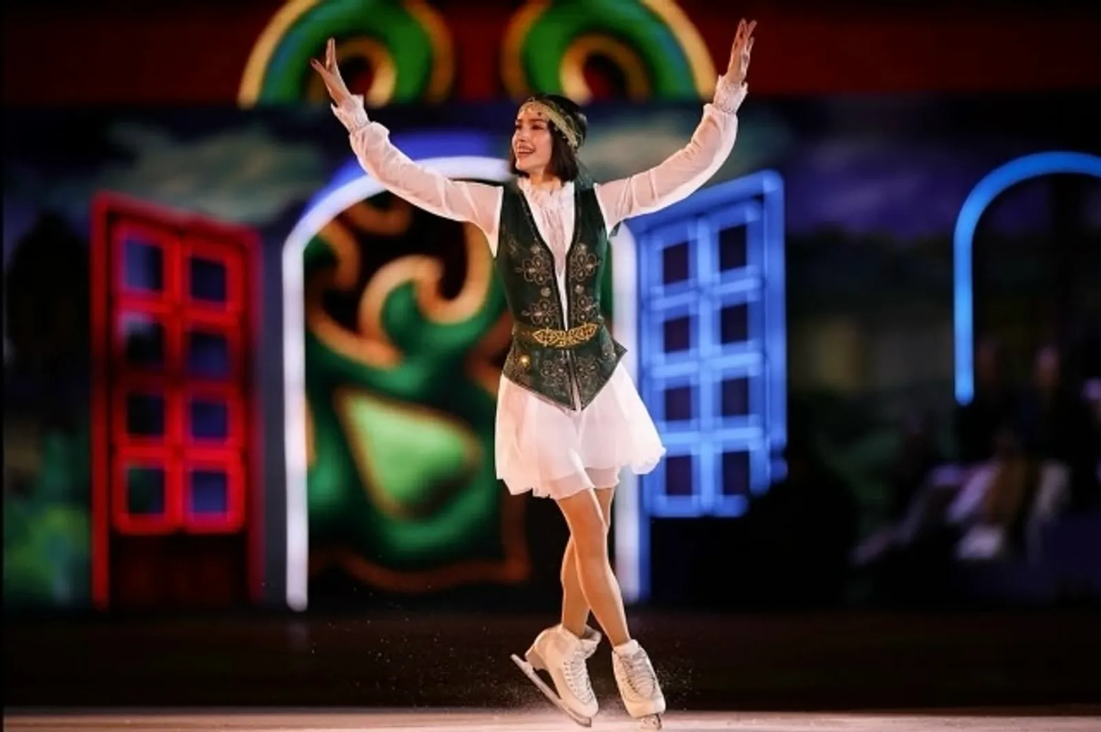 Алинә Заһитова :“Туган мәдәниятнең җылысын бирәсем килде"