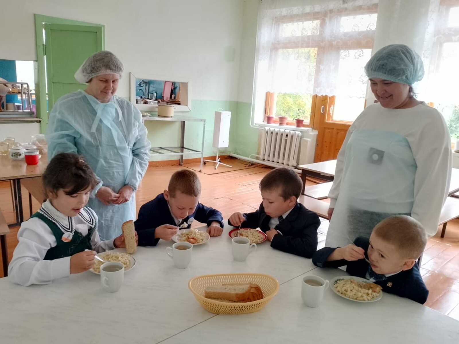 Укучылар мәктәптә ничек туклана?