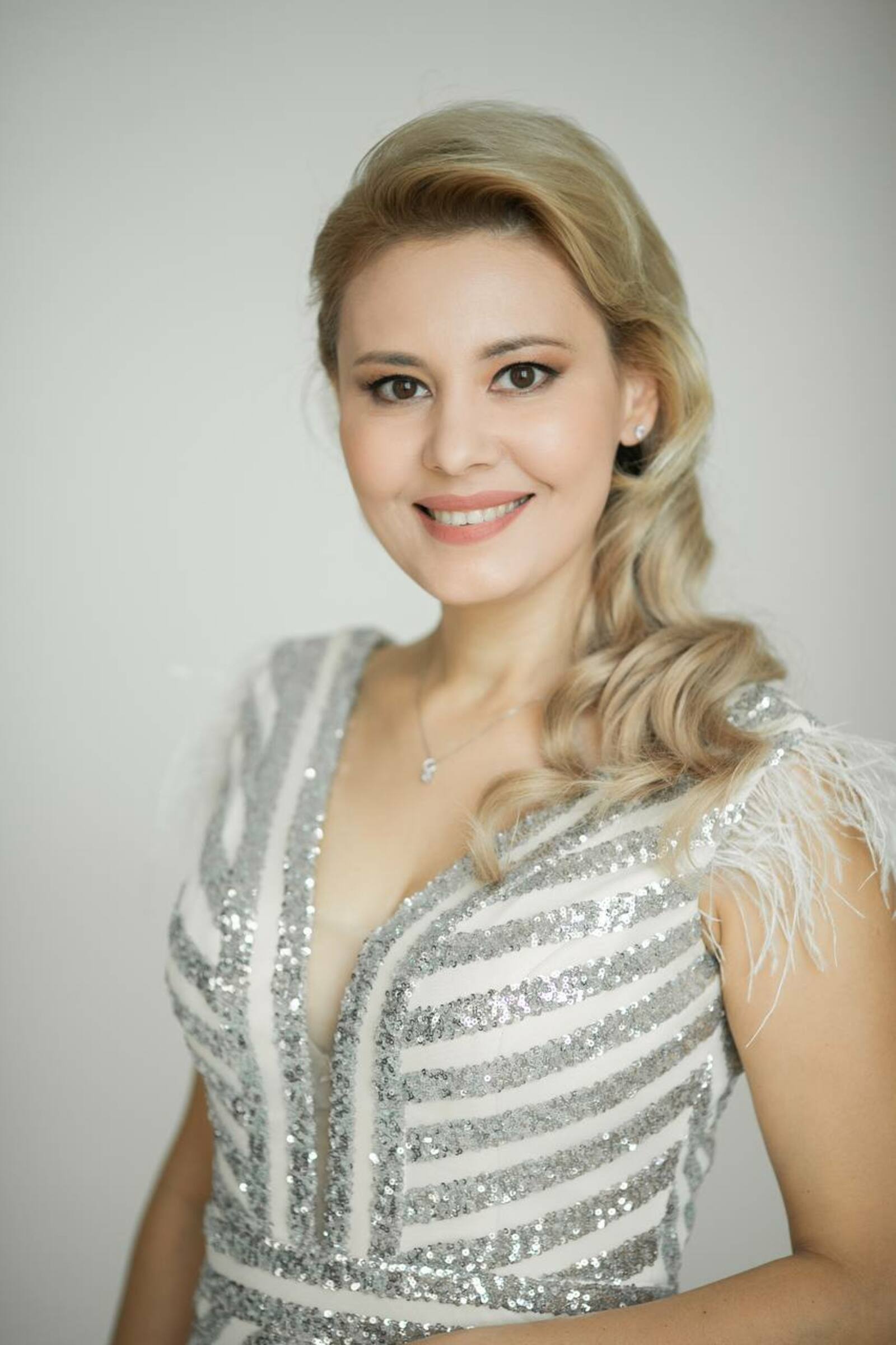 ХЫЯЛЛАР КАНАТ КУЯ