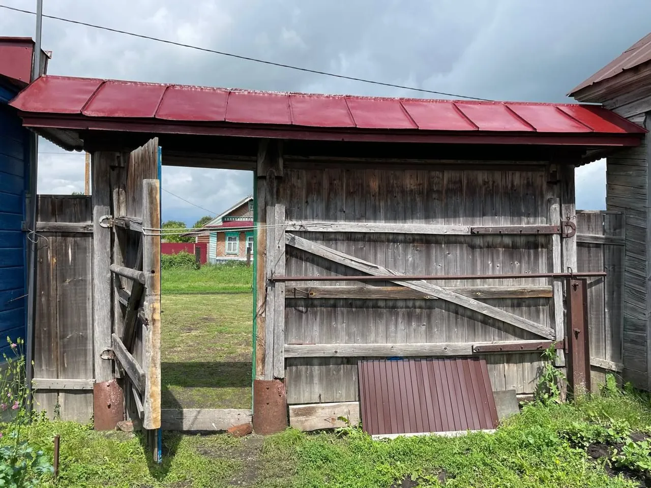 Өй эче буп-буш. Әнкәй яткан карават та ятим калды...