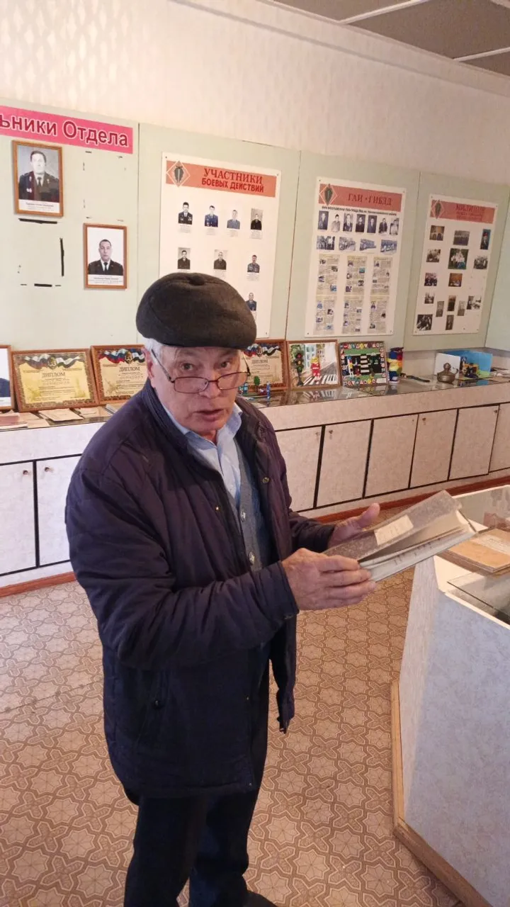 ЧАКМАГЫШНЫҢ КЫЮ БӨРКЕТЛӘРЕ