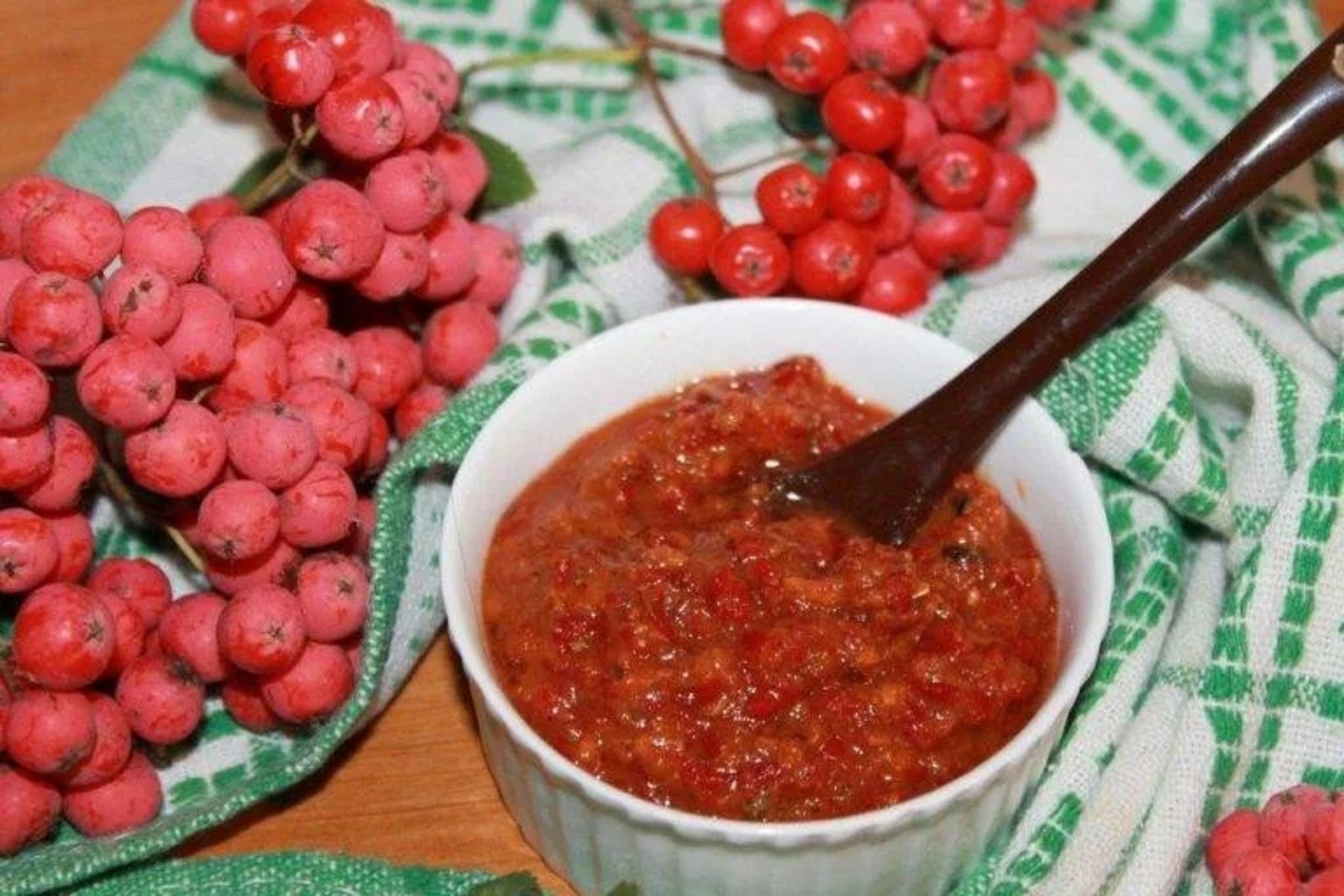 Кызыл миләштән тәмле кайнатма рецепты