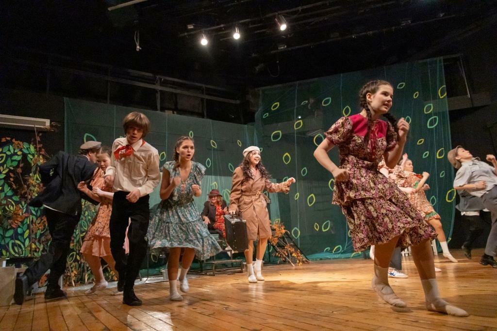 Театр - тәҗрибәләр дөньясы