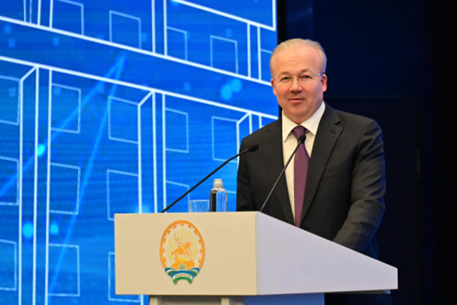 Депутатлар белән очрашу