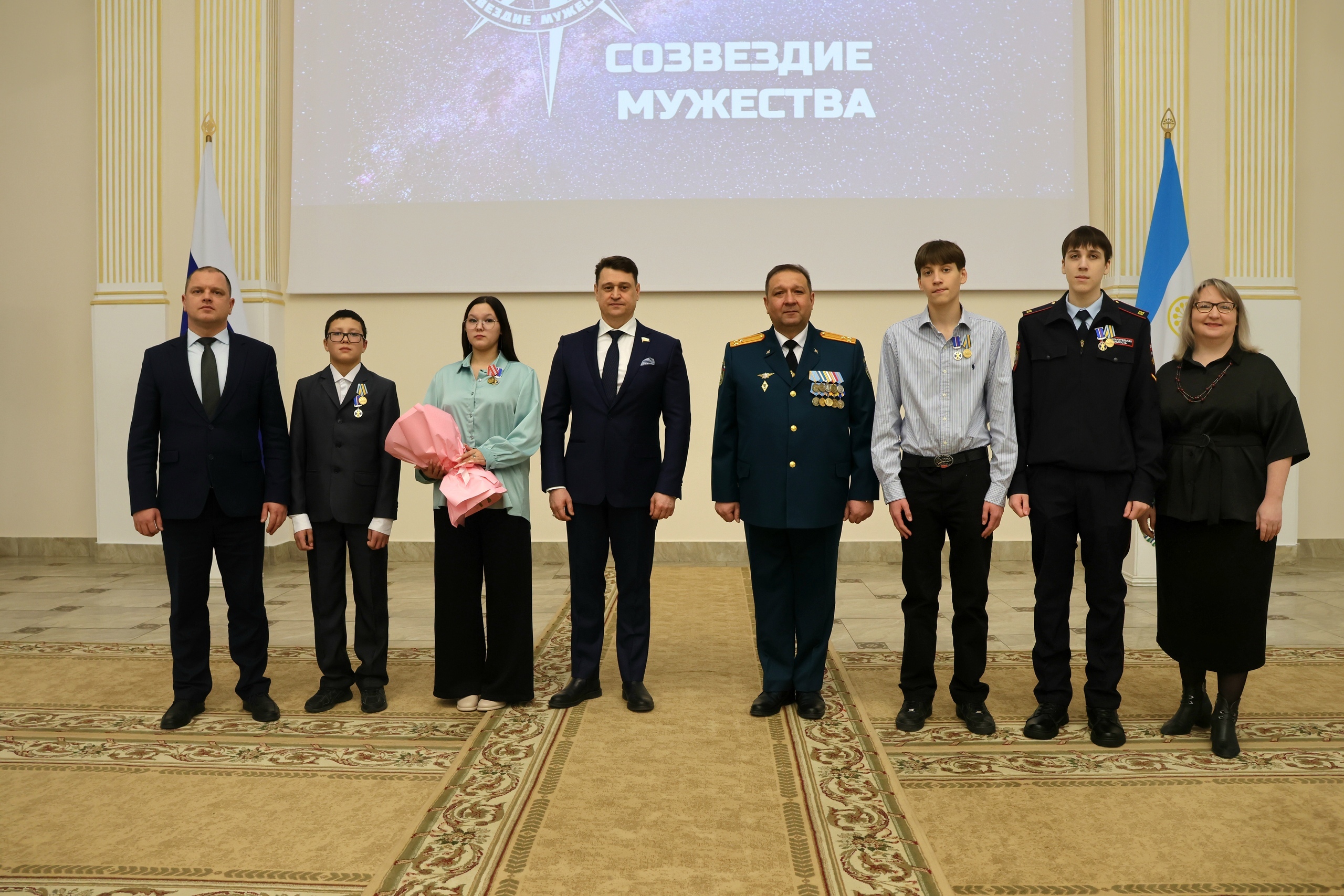 Курку белмәс Нияз ул!