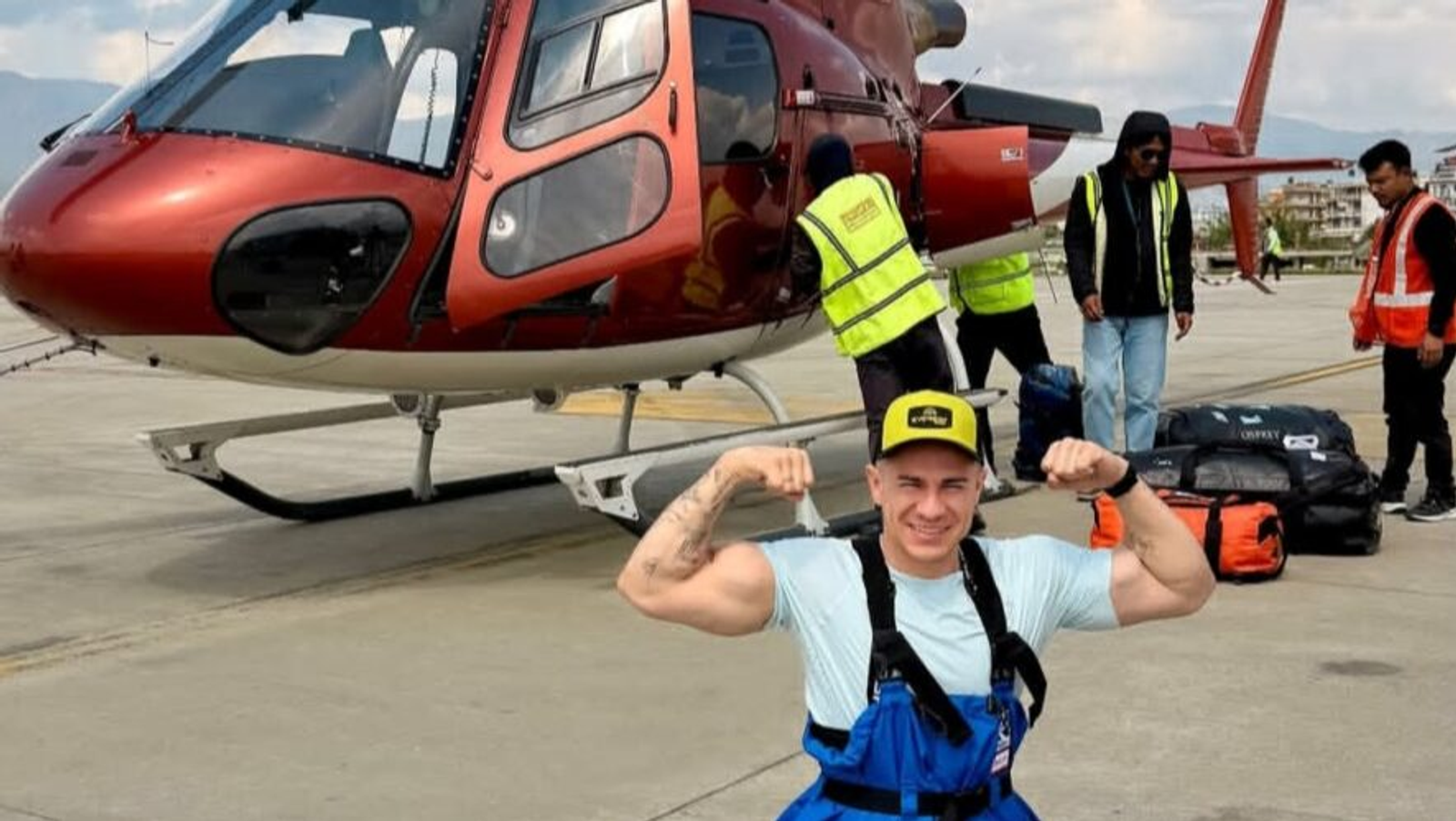 Рөстәм Нәбиев : «Колясканы калдырам, алга таба - кулларда»