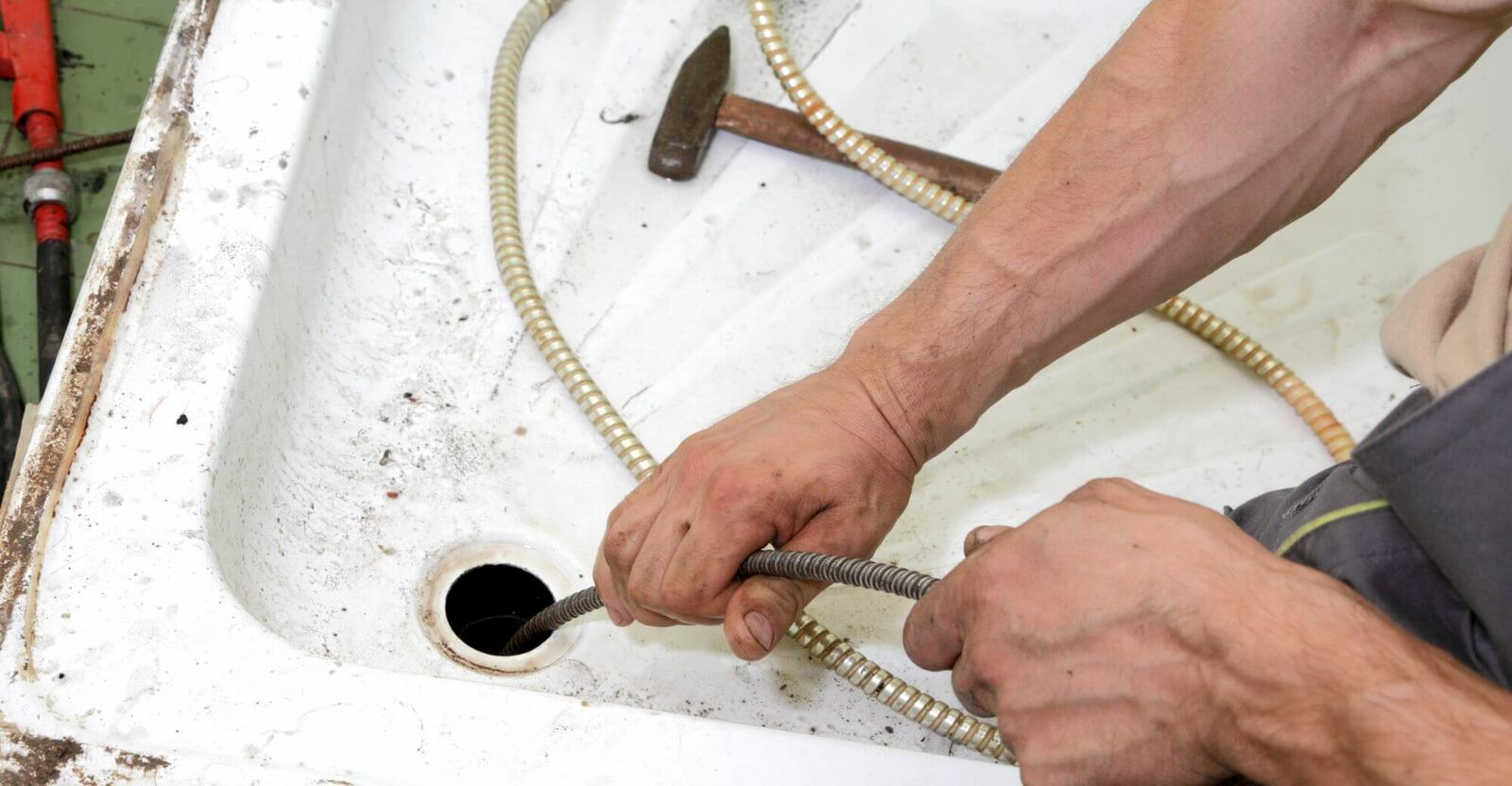 Беренче катта яшәсә-ә-әң, подвалда канализация тыгылса-а-а...