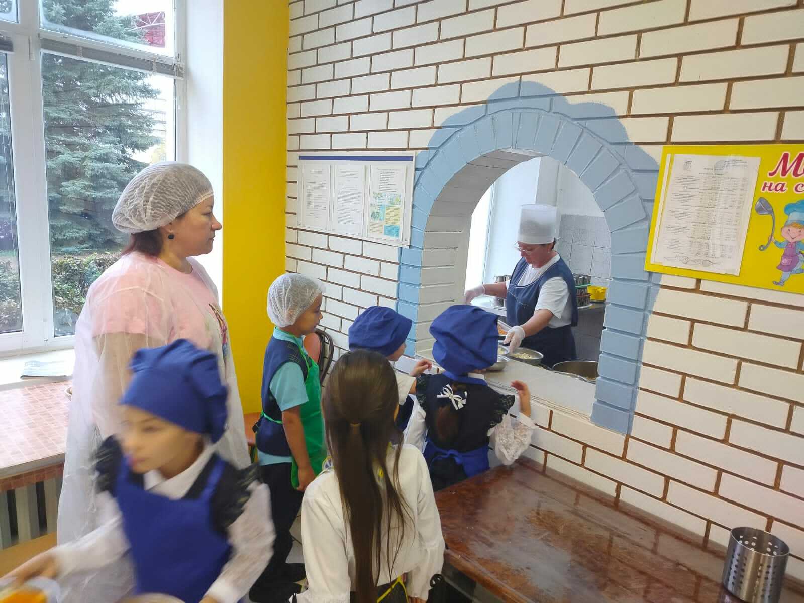 Укучылар мәктәптә ничек туклана?