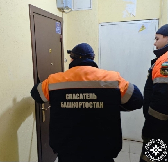 Уфада коткаручылар бишенче кат балконыннан туңган хатын-кызны чыгарган