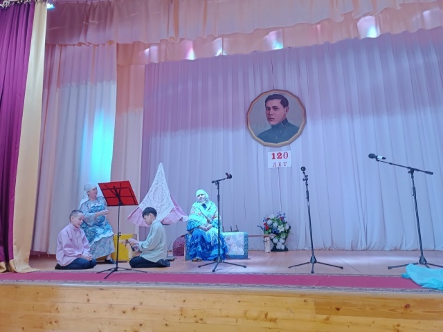 Җәлил туган җирдә!