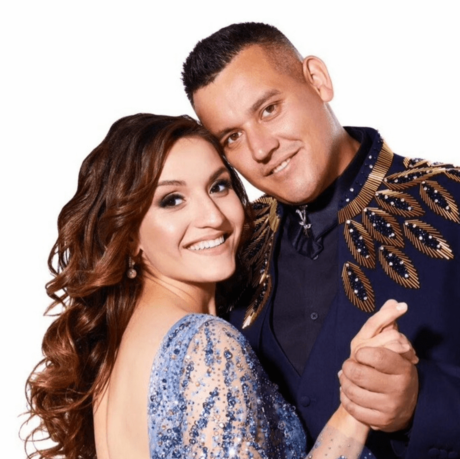 Алмаз Мирзаянов ни өчен хатынының әнисе йортында яши??