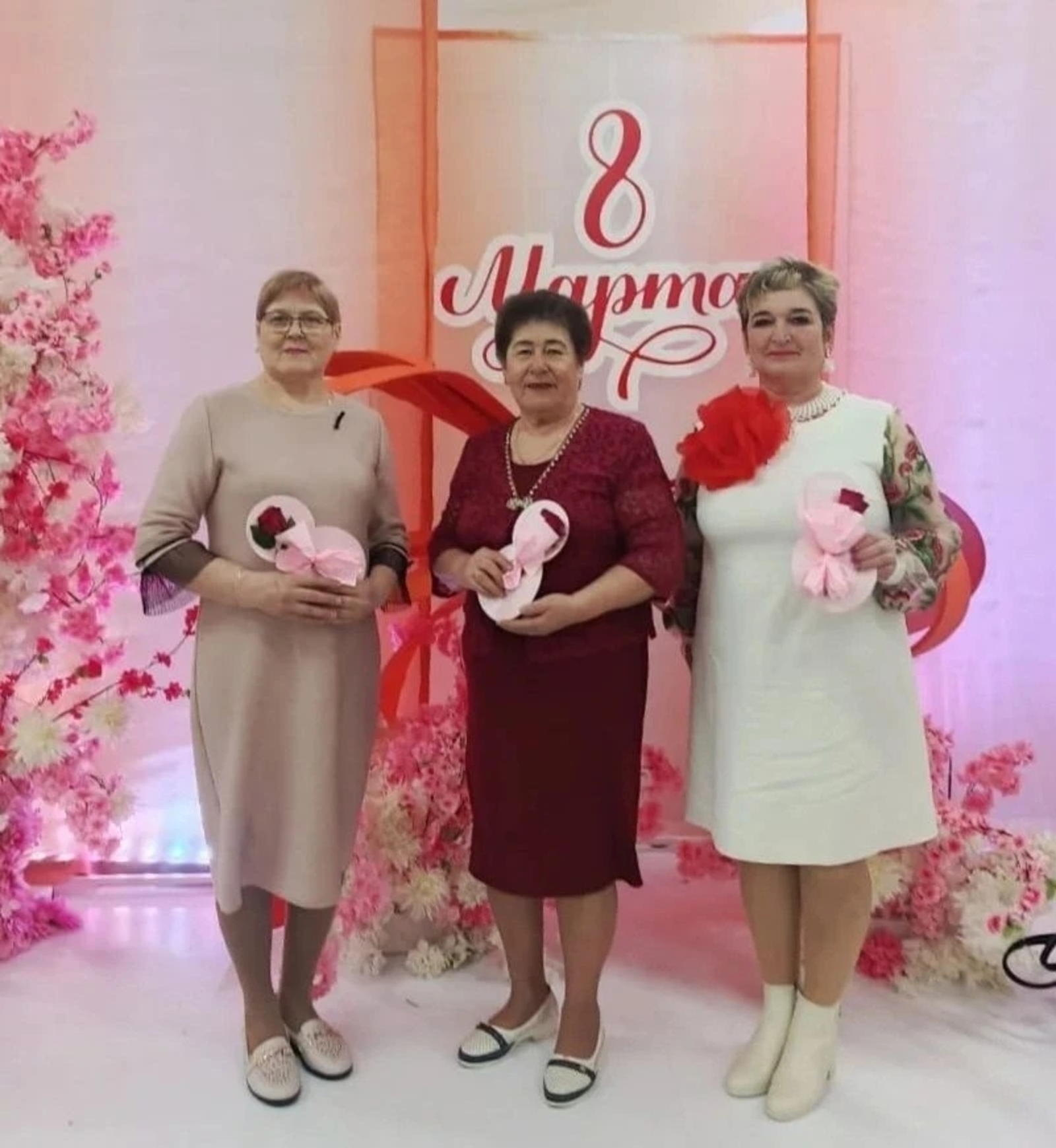 Гүзәл затларны хөрмәтләп