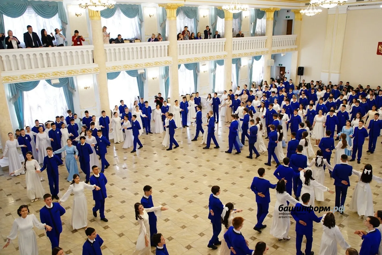Уфада “Яшь шәйморатчылар балы" узды
