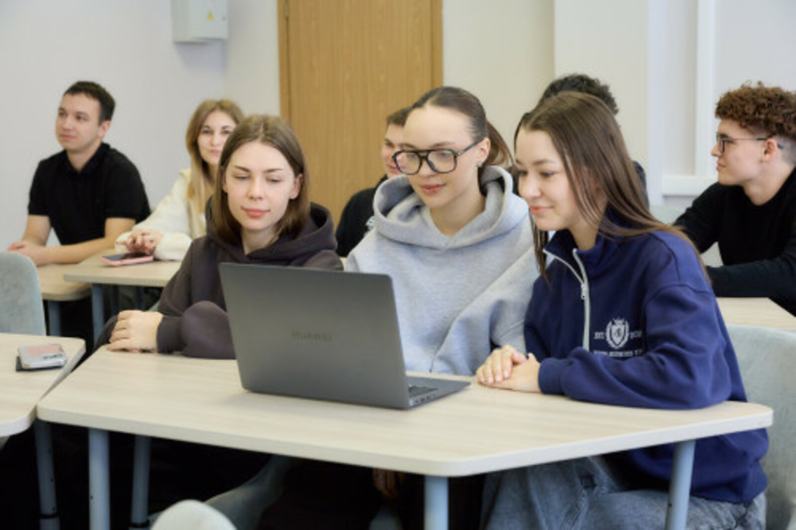 Үзебездә укыячаклар