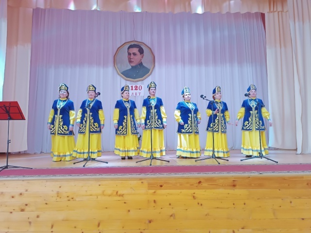 Җәлил туган җирдә!