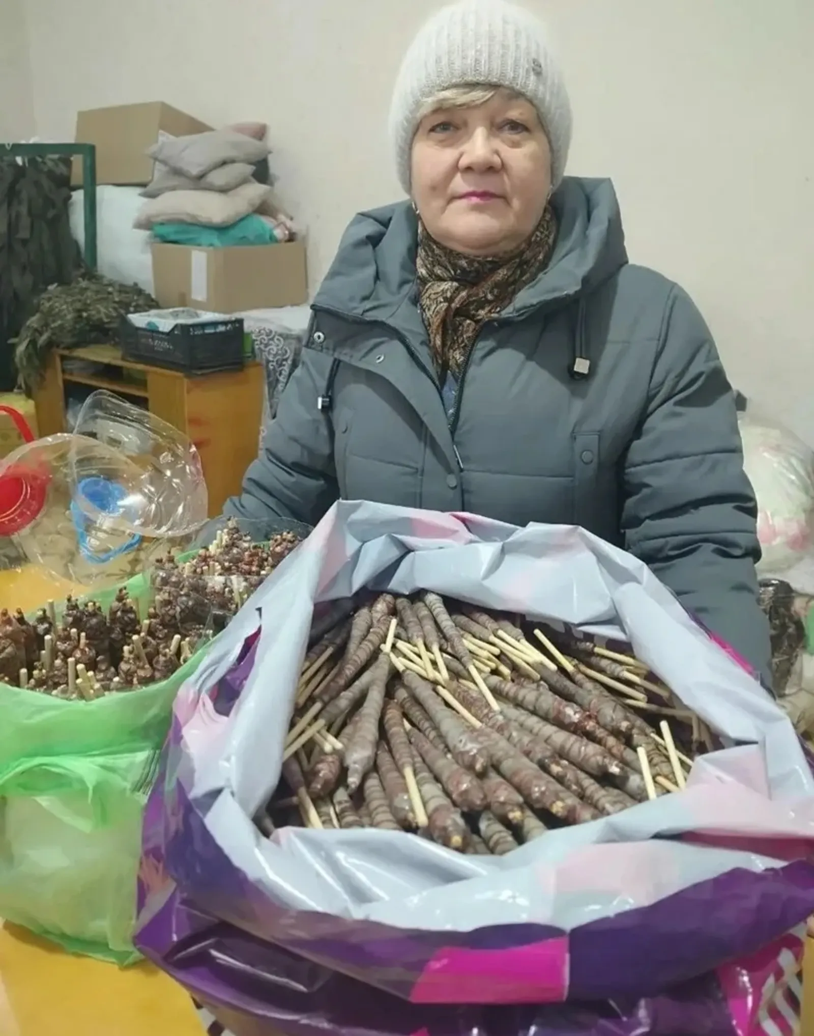 СВО яугирләренә мең окоп шәме җибәргән