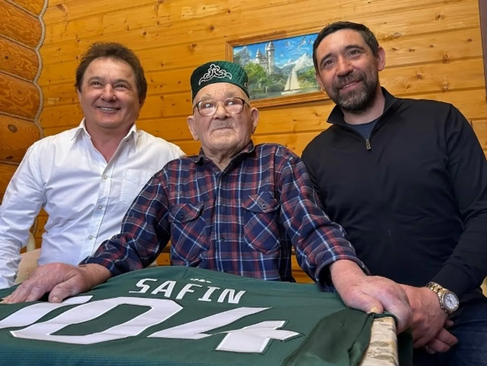 Популяр  җырчы Габделфәт Сафинның әтисенә 104 яшь тулган