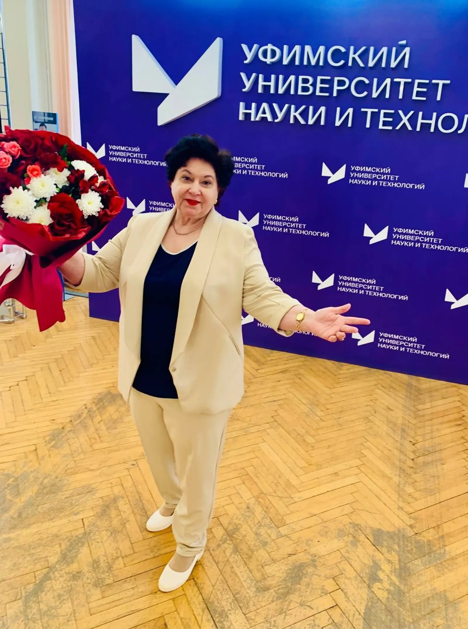 XXXV Дөньякүләм «Әдәби марафон» башланды: Хәерле сәгатьтә!