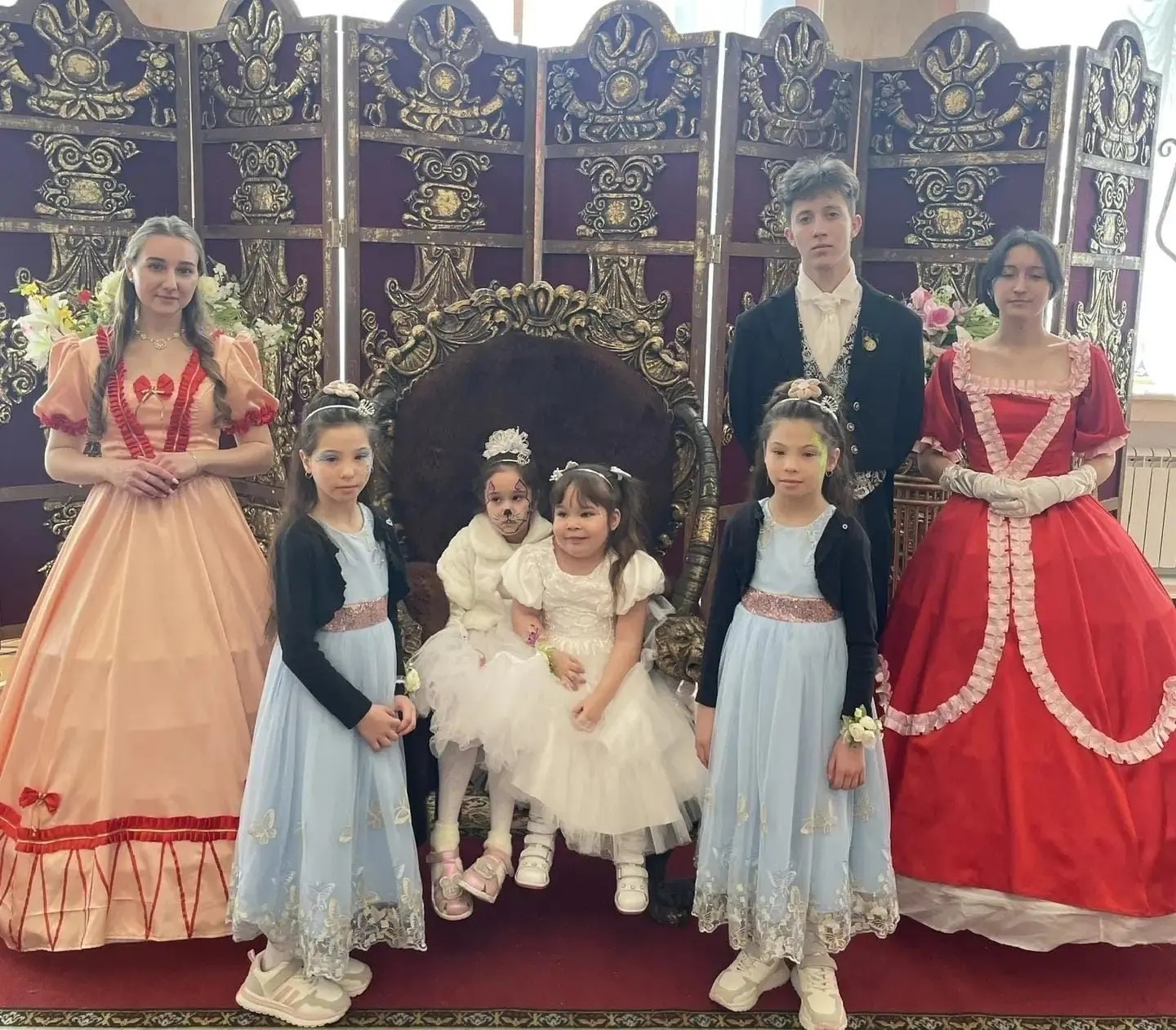 “Кечкенә принцессалар балы” узды