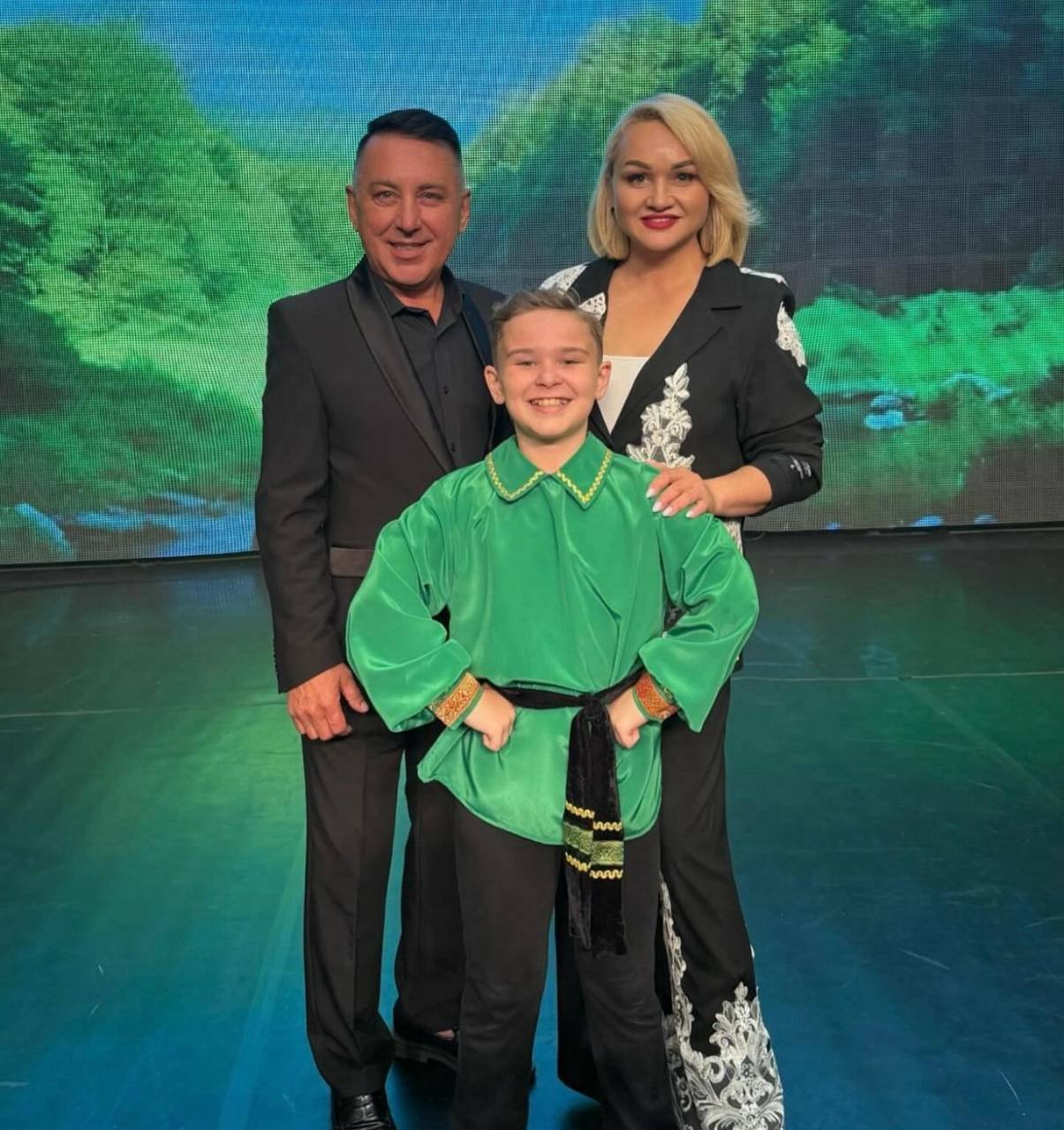 Лилия Биктимерова: «Кешеләр Рөстәмнең хатыны белән дус булуыма шакката»