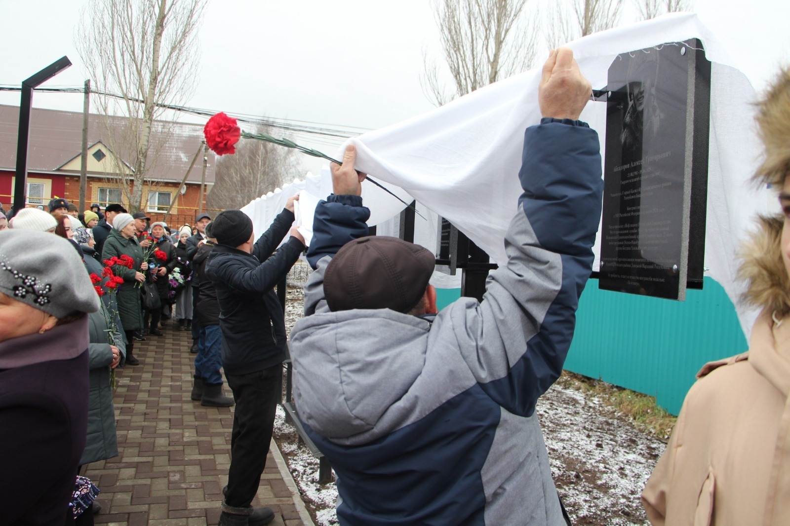 Яугирләр хөрмәтенә аллея ачылды