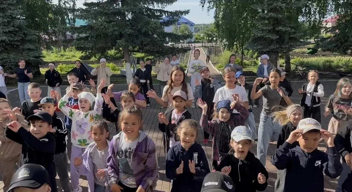 «Йолдызлык» көндезге мәктәп яны  лагере үз ишекләрен ачты