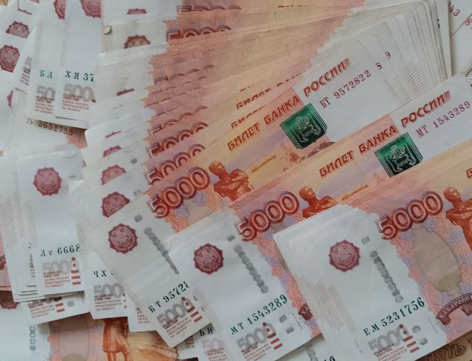 Әлфия Шакирҗанова.