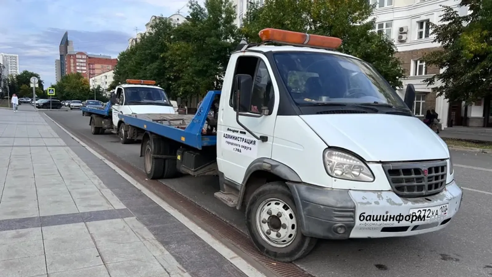 Уфада бер хатынның кыйммәтле машинасын тартып алганнар