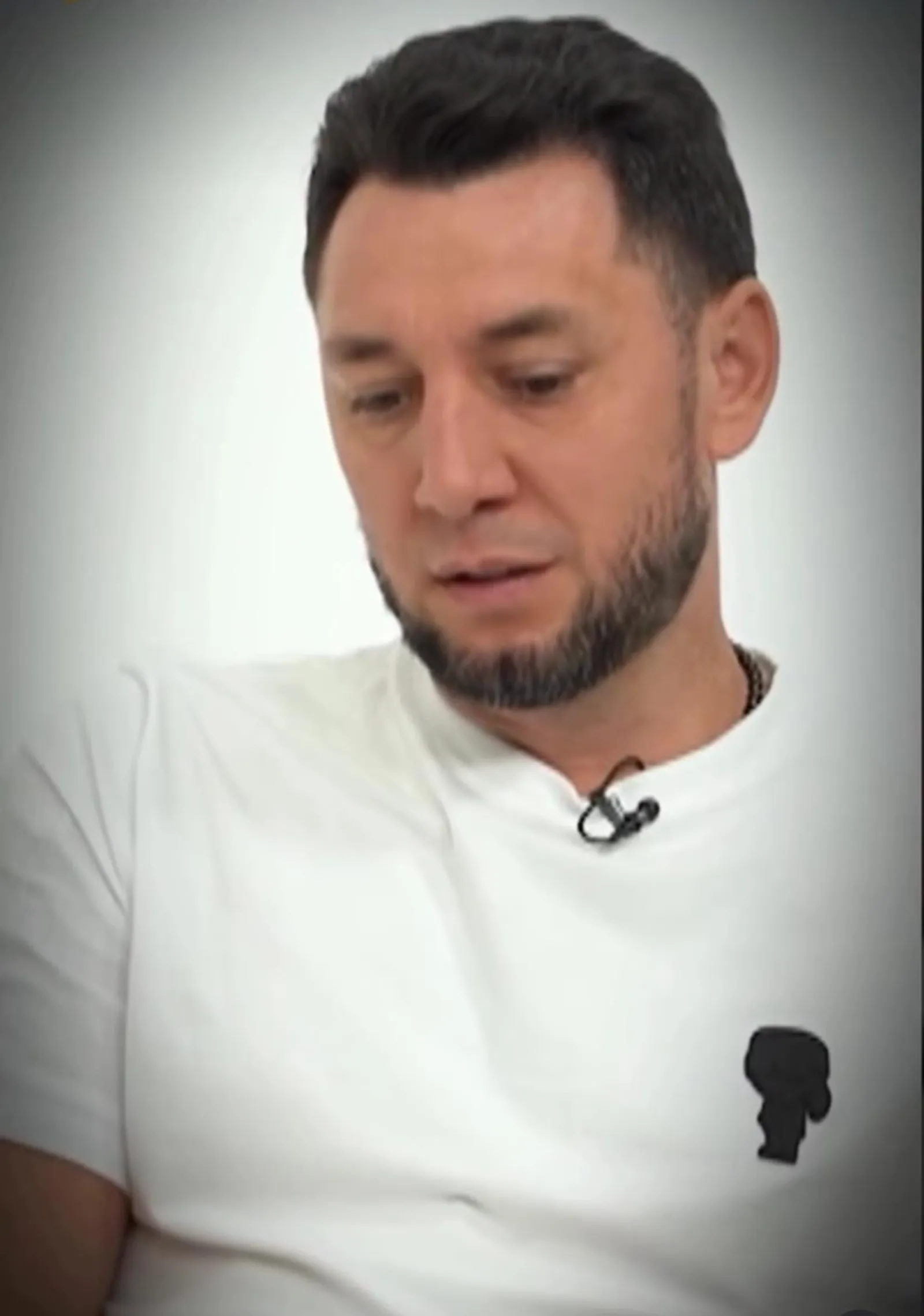 Фирдүс Тямаев: “Хыялым шул – тизрәк сәхнәдән китеп, дингә килү”