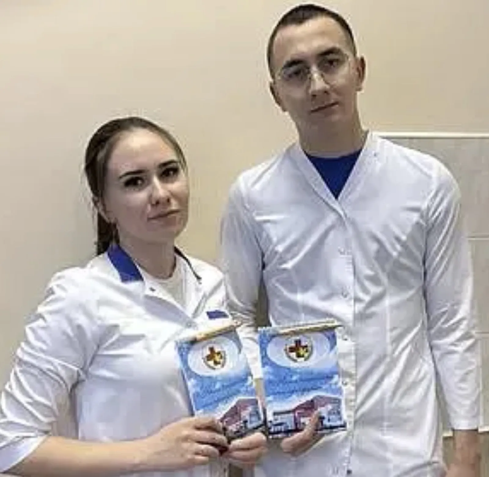 Раевка үзәк район хастаханәсендә «Земство фельдшерлары» эшли
