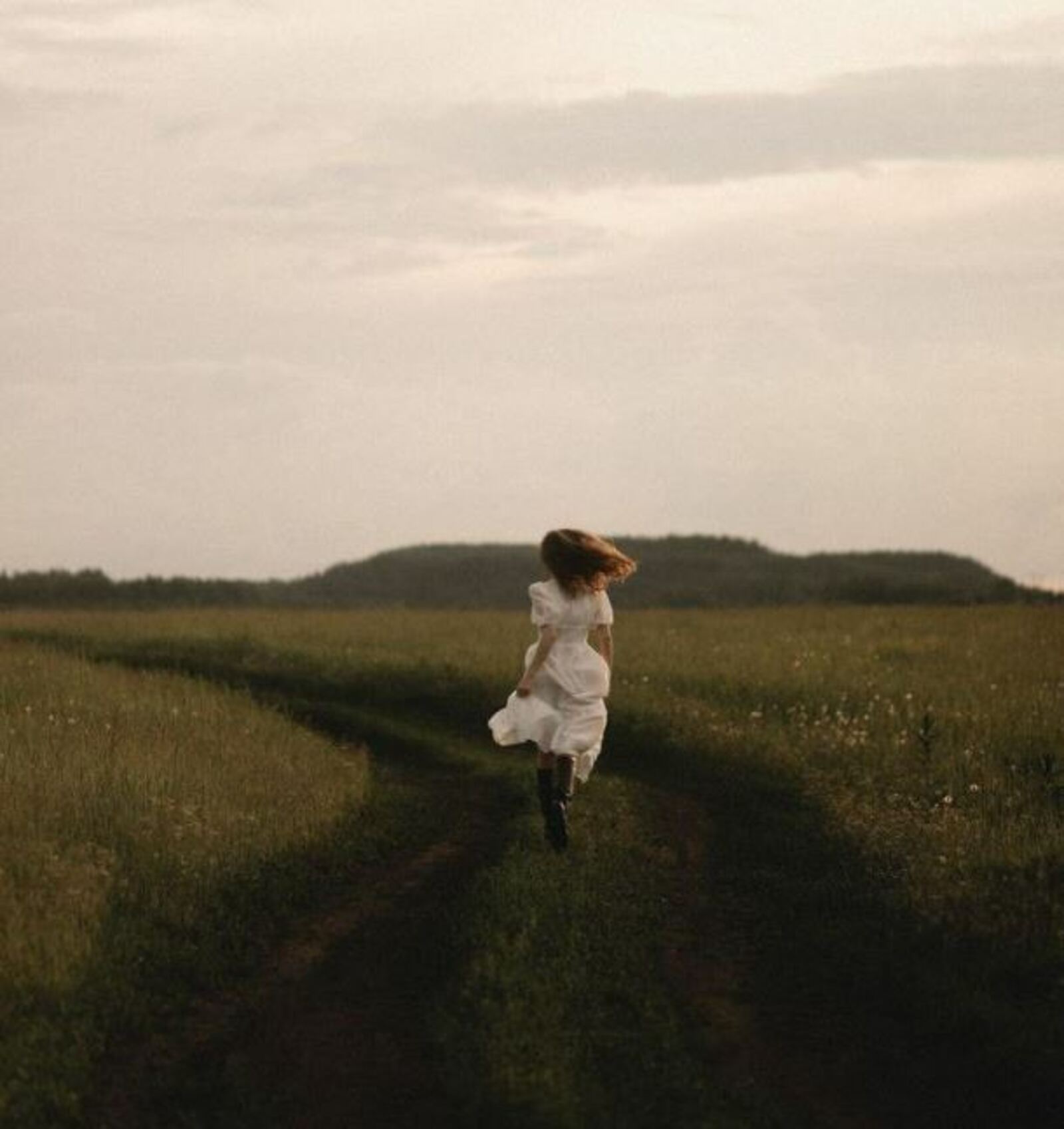 ГЫЙБРӘТЛЕ ЯЗМЫШ