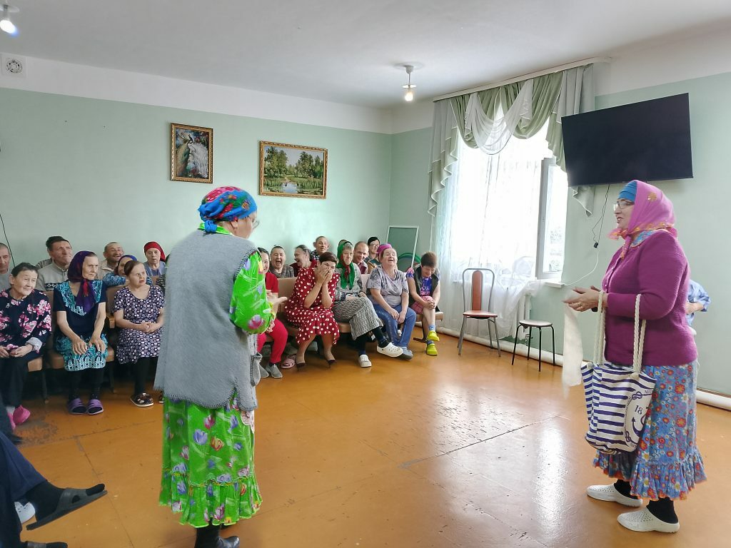 Күңелләренә май булып ята, яшәү көче өсти