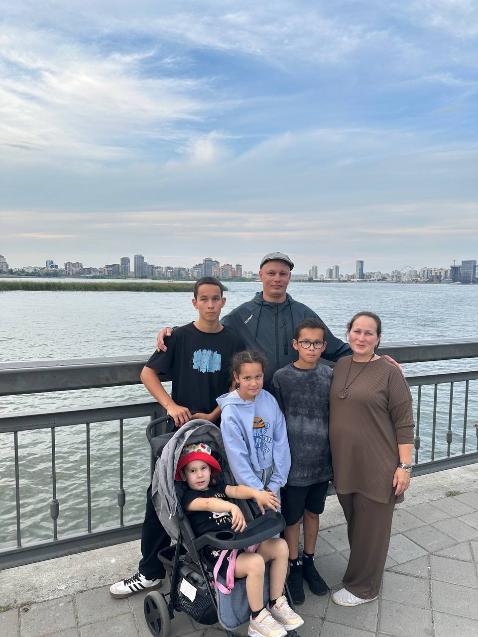 Күпбалалы ана: гаиләдә һәм эштә ничек бәхет табарга