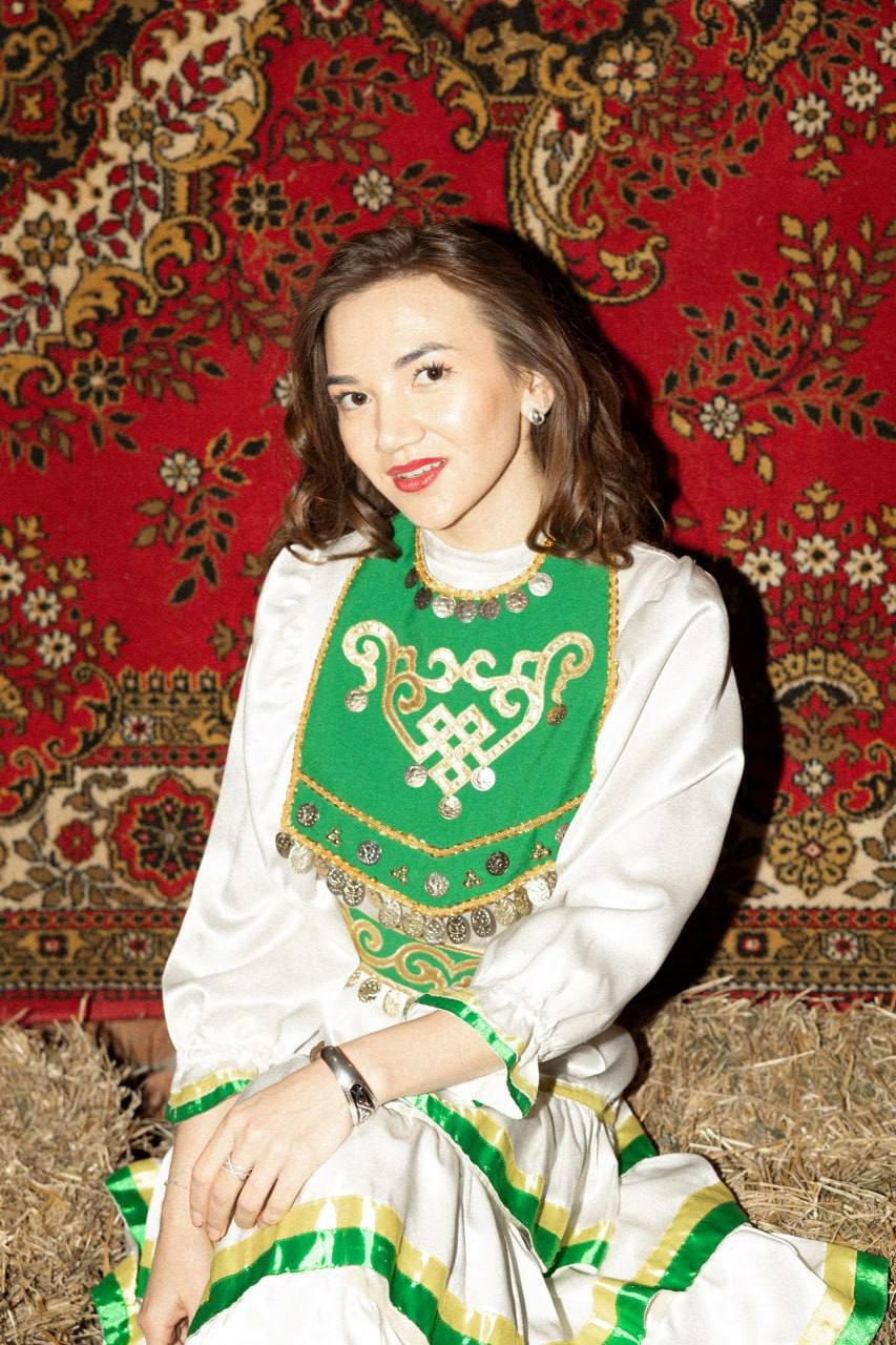 "Безгә ирләр җитми!"