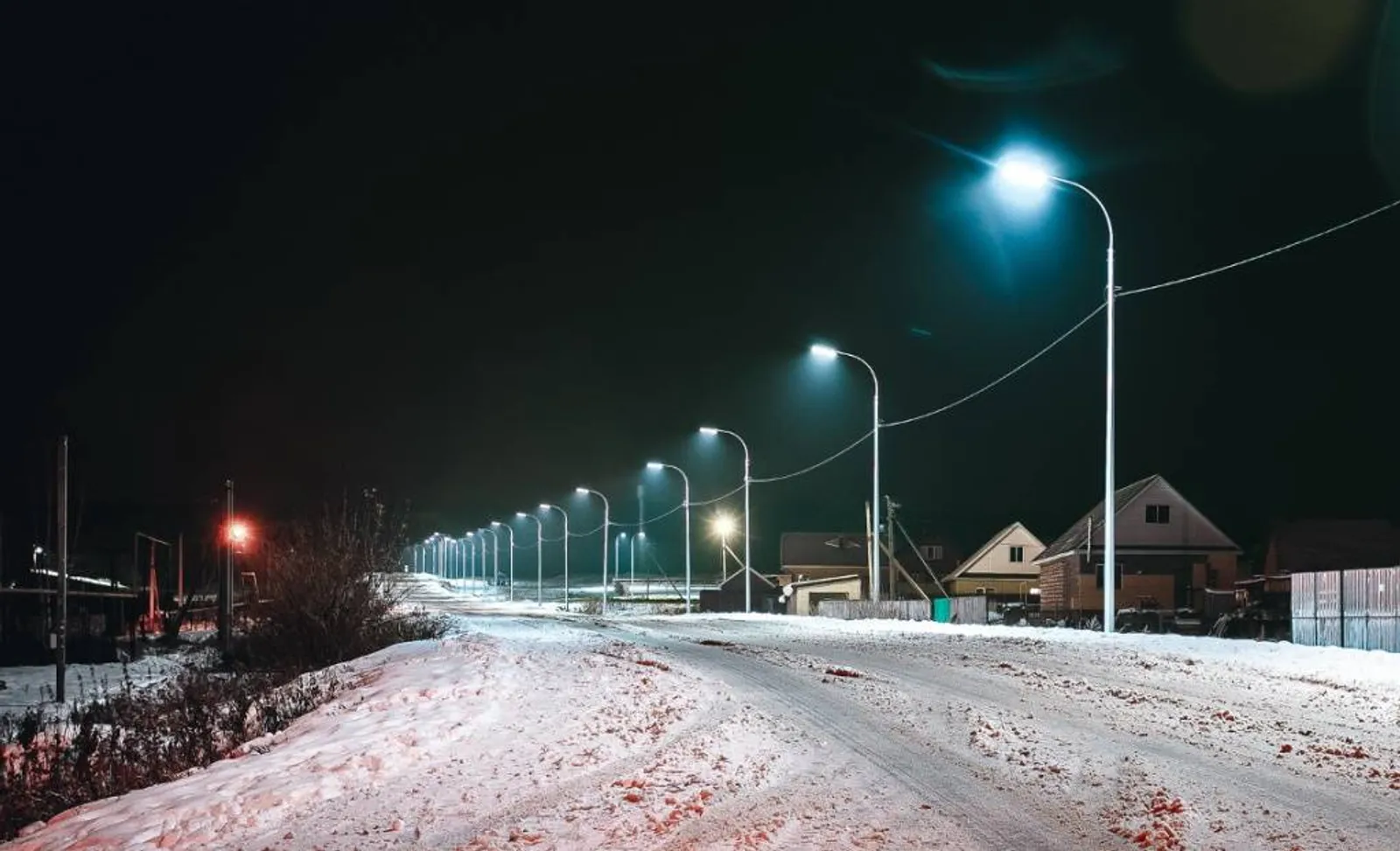Урамнары яктырган