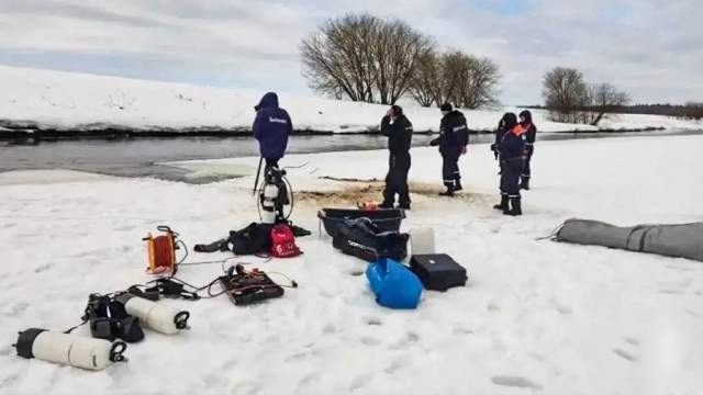 Звенигородта  югалган балалар елга өстендә пикник оештырырга җыенган булган