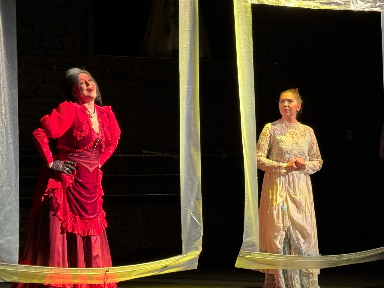 Театр - тәҗрибәләр дөньясы