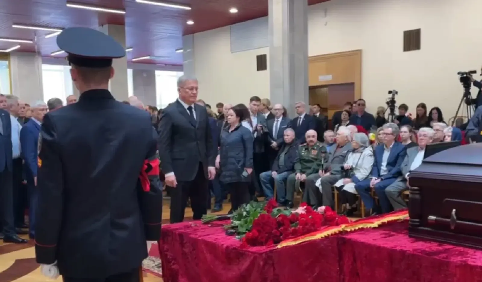 Константин Толкачев белән хушлашу мәрәсиме узды