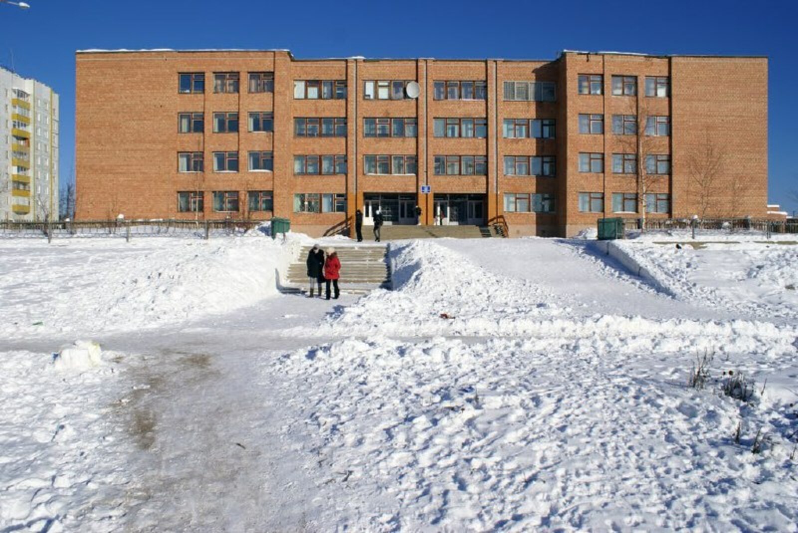 Бүгенгә икенче һөҗүм: 7нче сыйныф укучысы укытучыга пычак белән ташлана